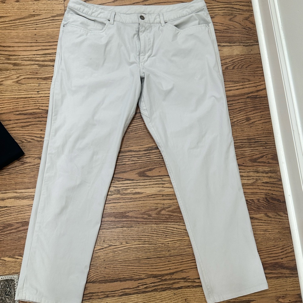 Lululemon 5 pocket pants - Bone Color